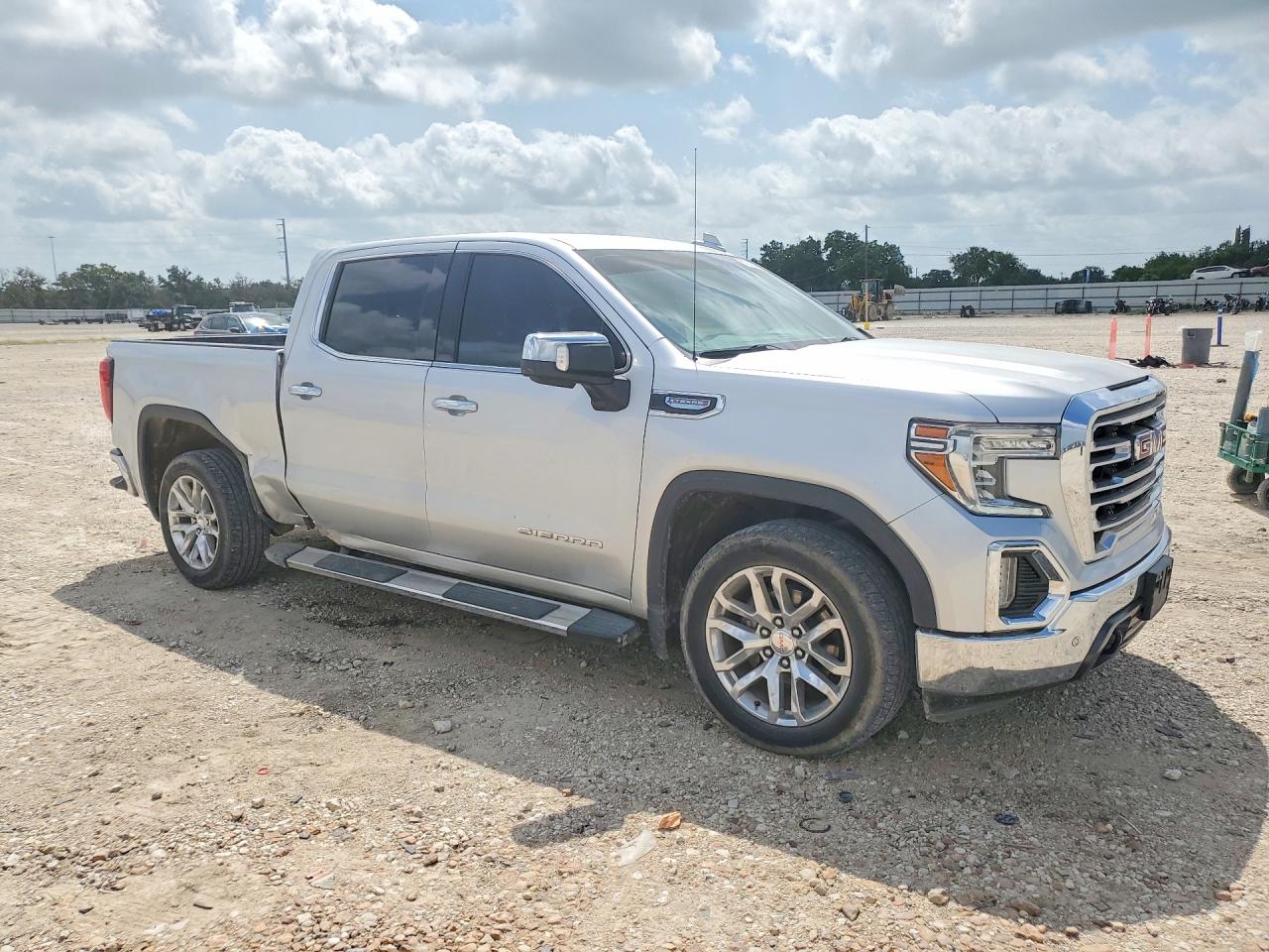 2021 GMC SIERRA