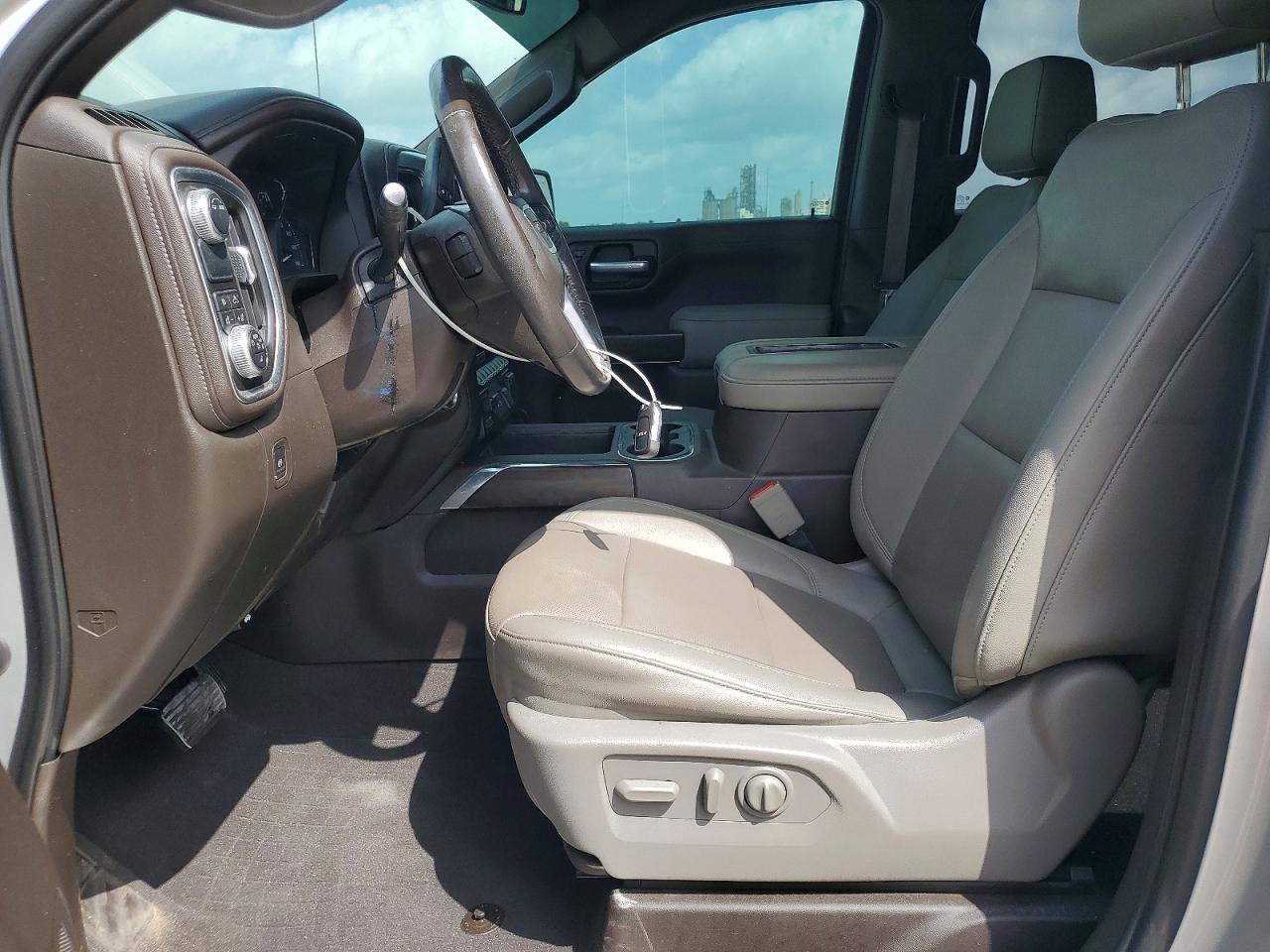 2021 GMC SIERRA