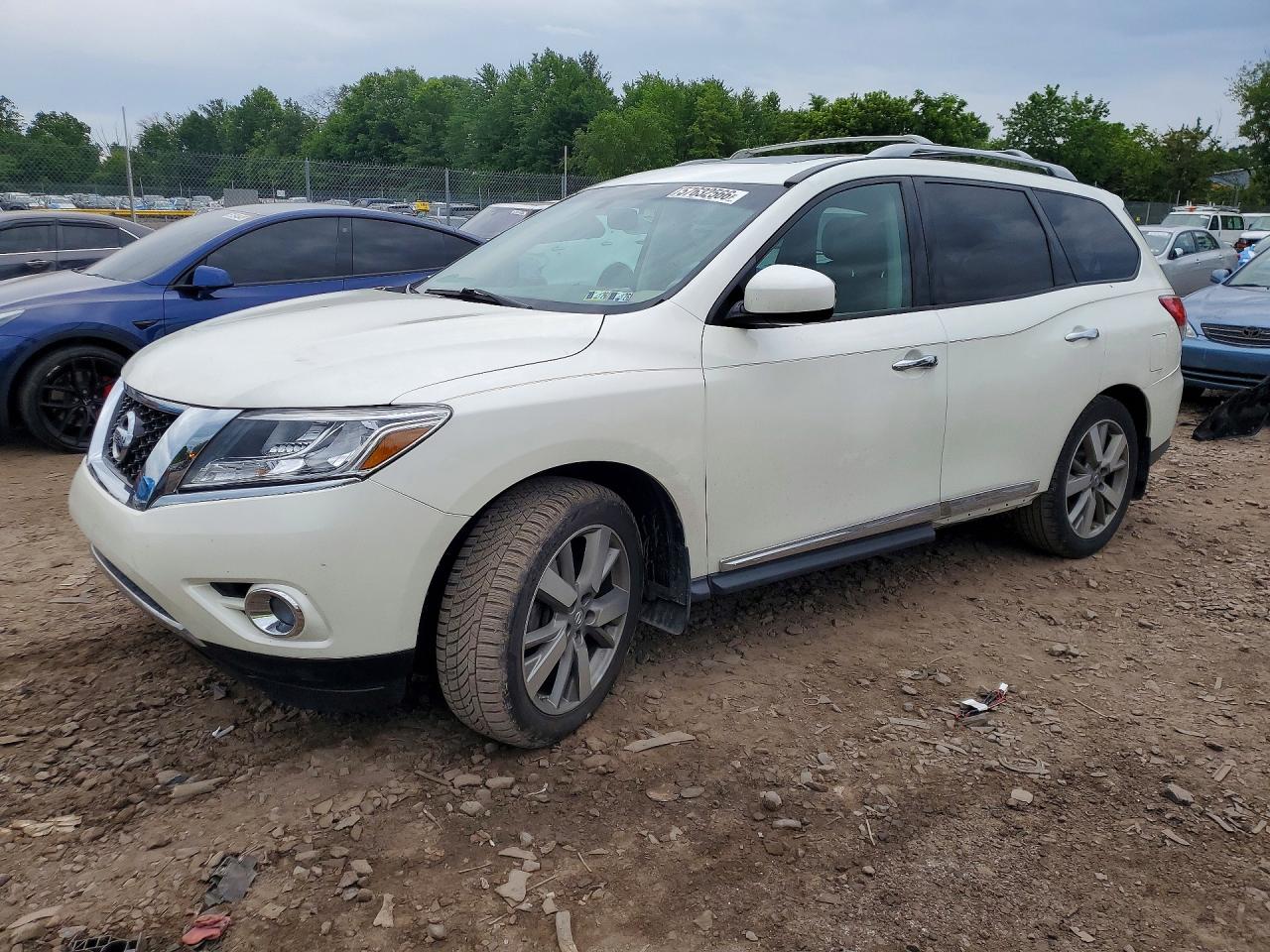 2015 NISSAN PATHFINDER