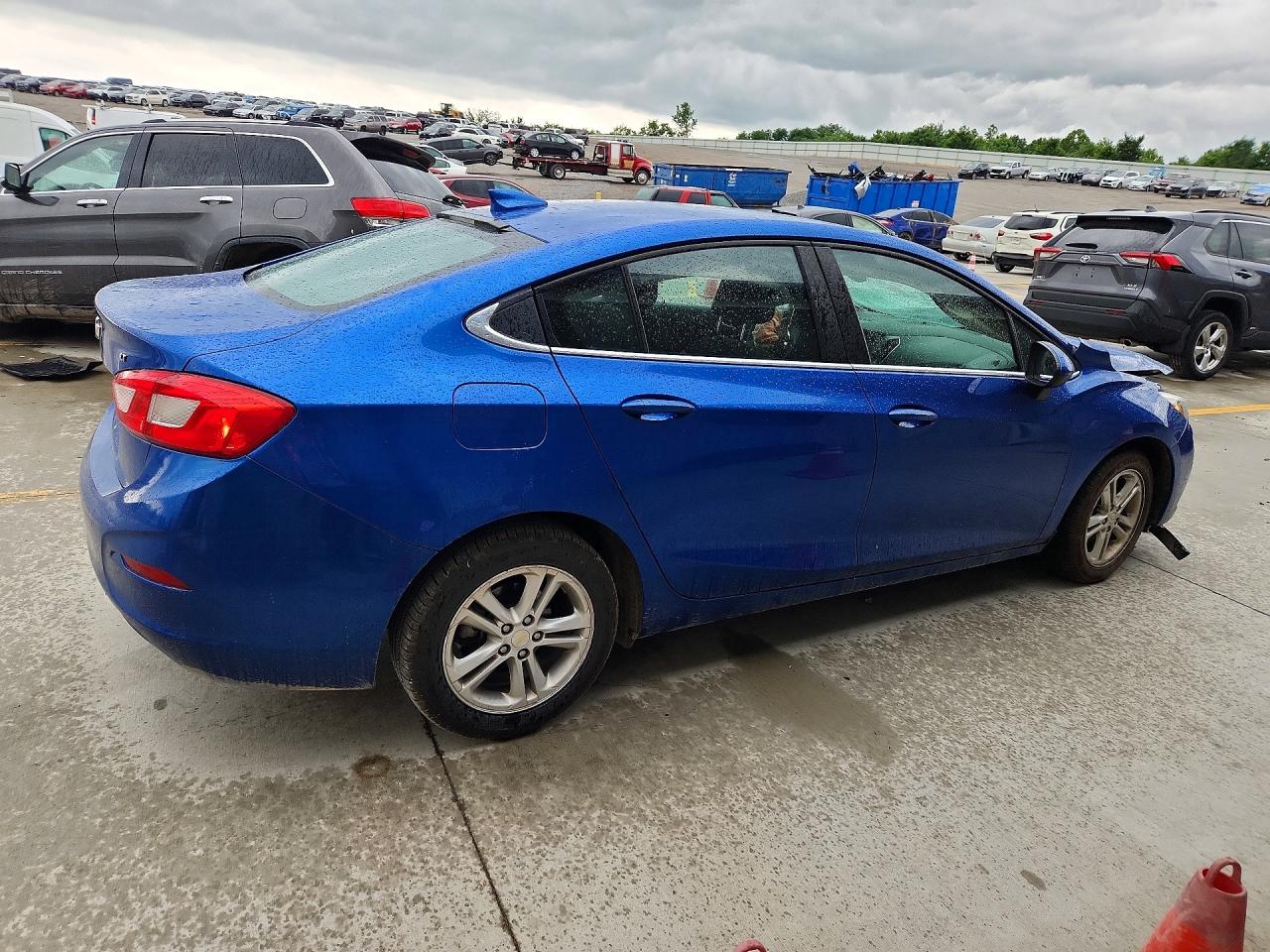 2016 CHEVROLET CRUZE