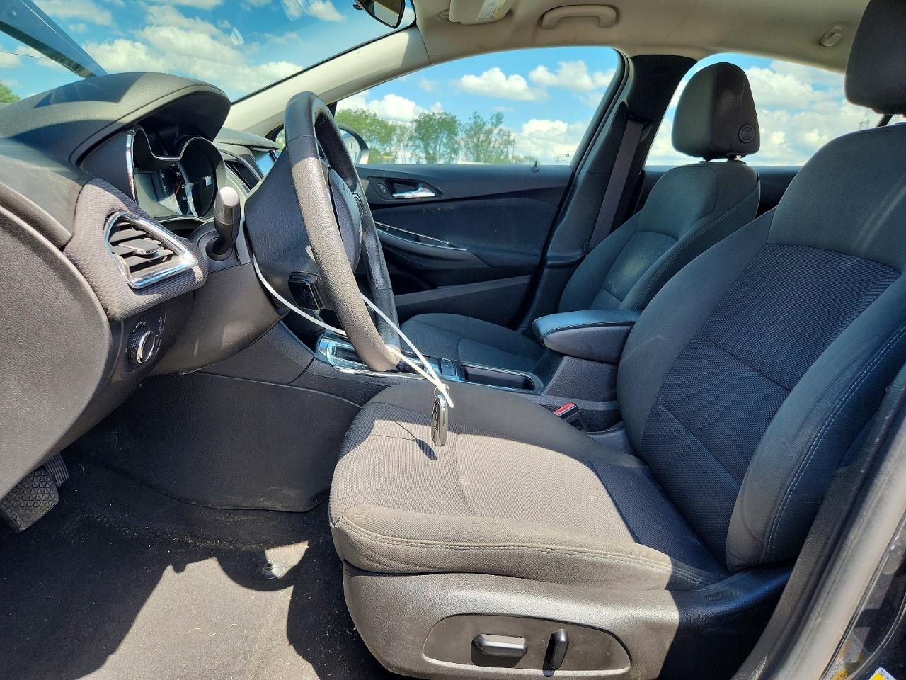2017 CHEVROLET CRUZE