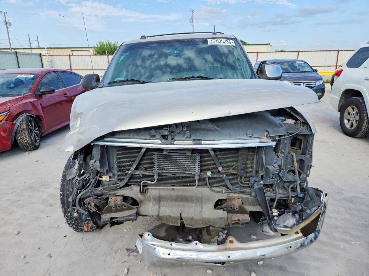 2005 CHEVROLET SUBURBAN