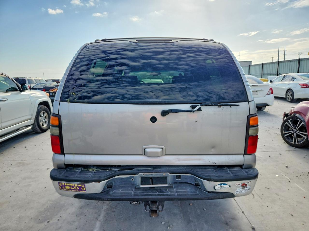 2005 CHEVROLET SUBURBAN