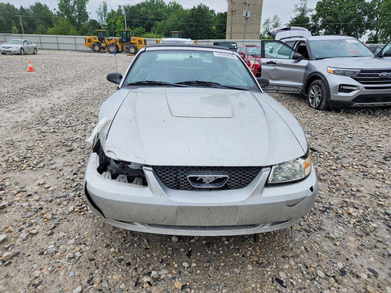 2003 FORD MUSTANG