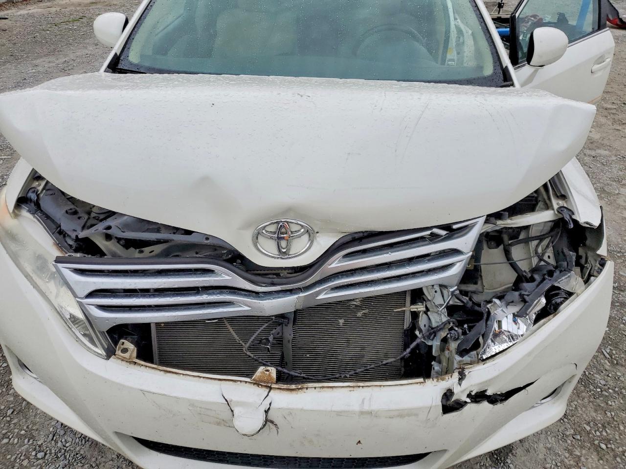 2011 TOYOTA VENZA FWD