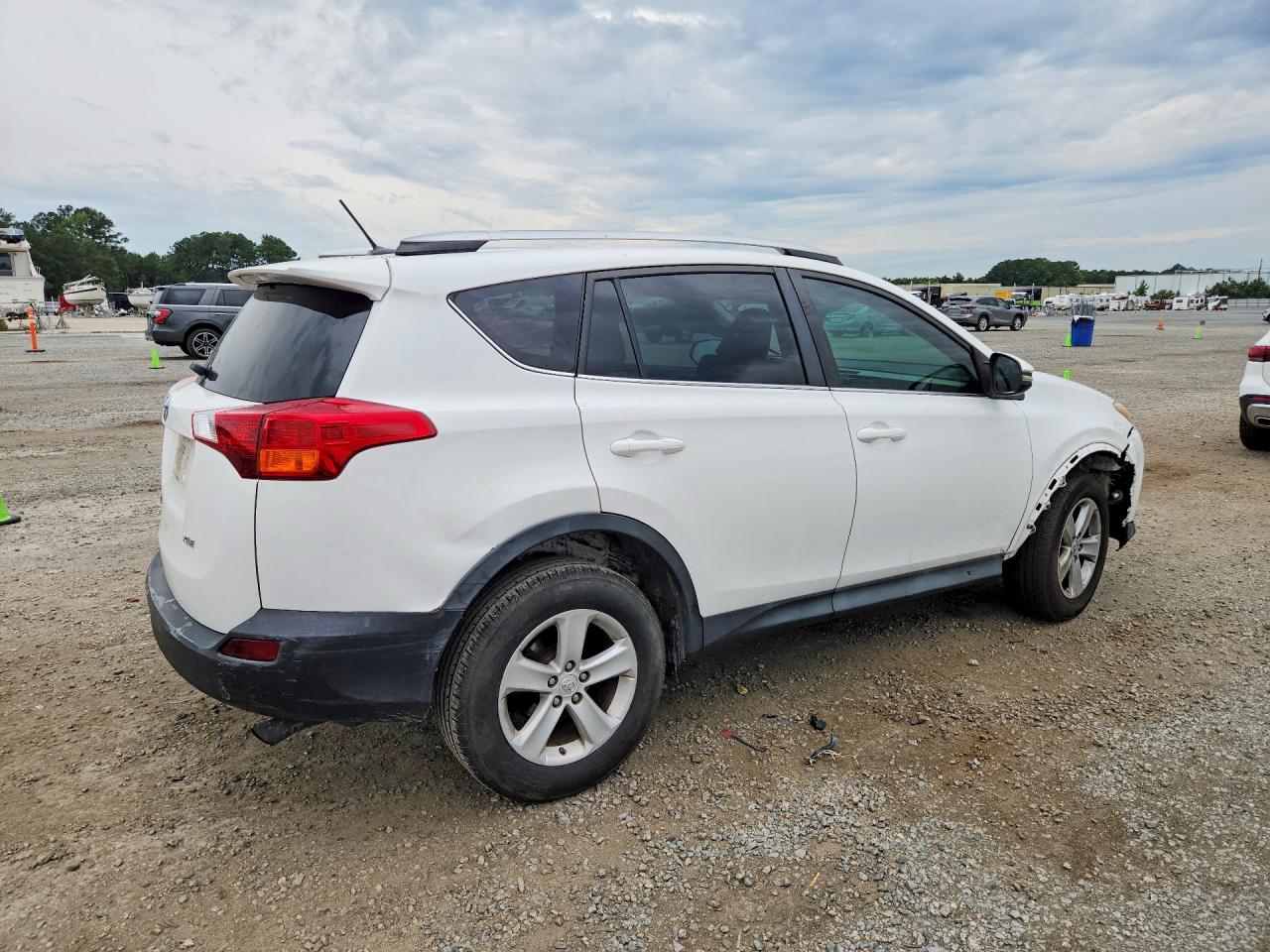2014 TOYOTA RAV4
