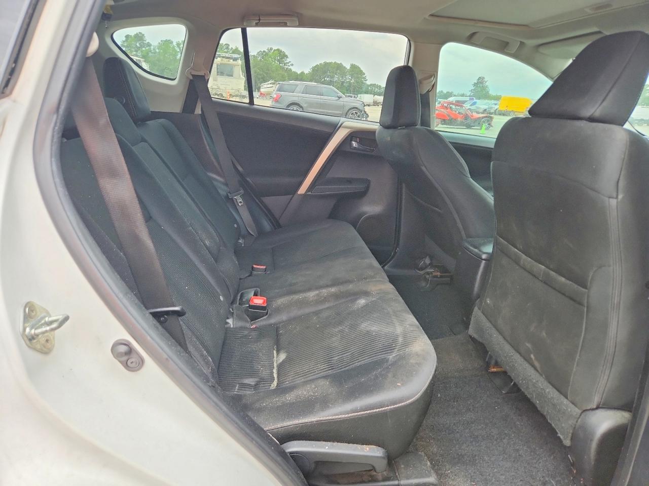2014 TOYOTA RAV4