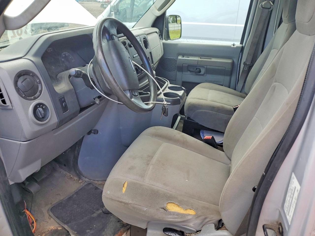 2013 FORD ECONOLINE