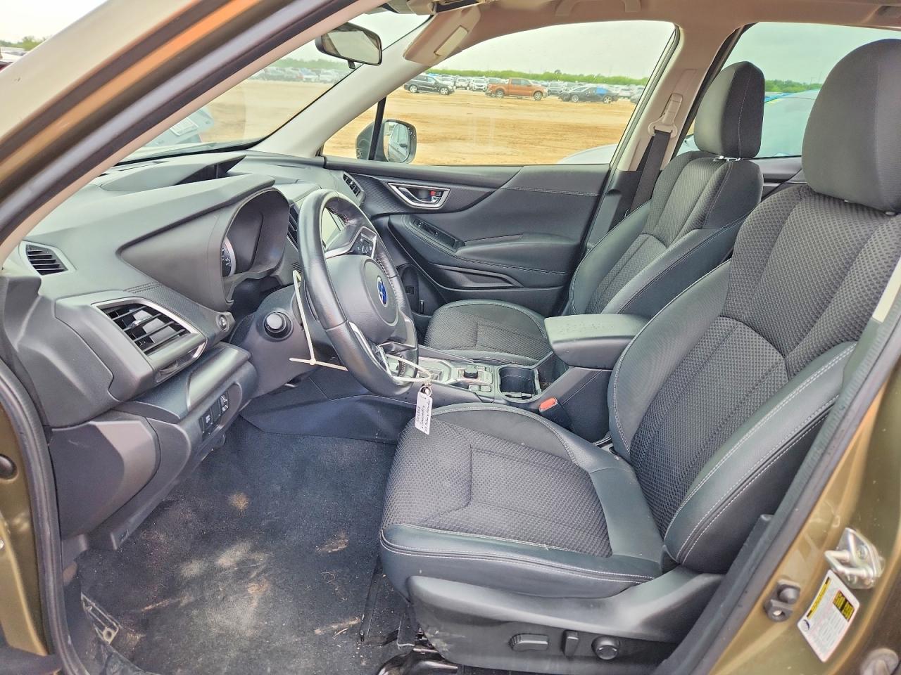 2023 SUBARU FORESTER