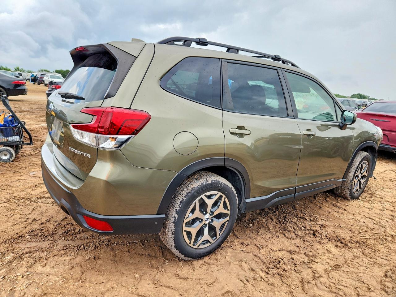 2023 SUBARU FORESTER