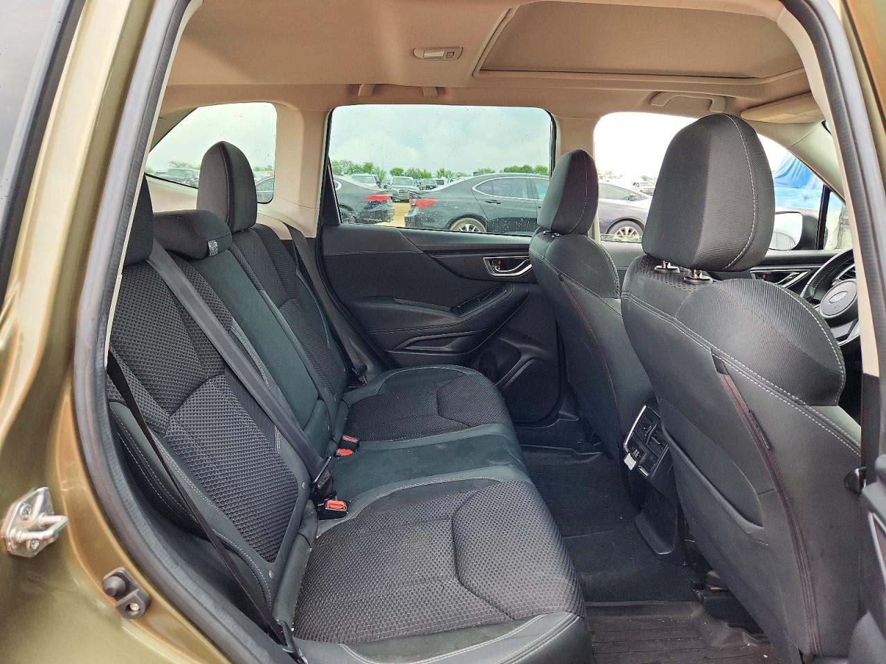 2023 SUBARU FORESTER