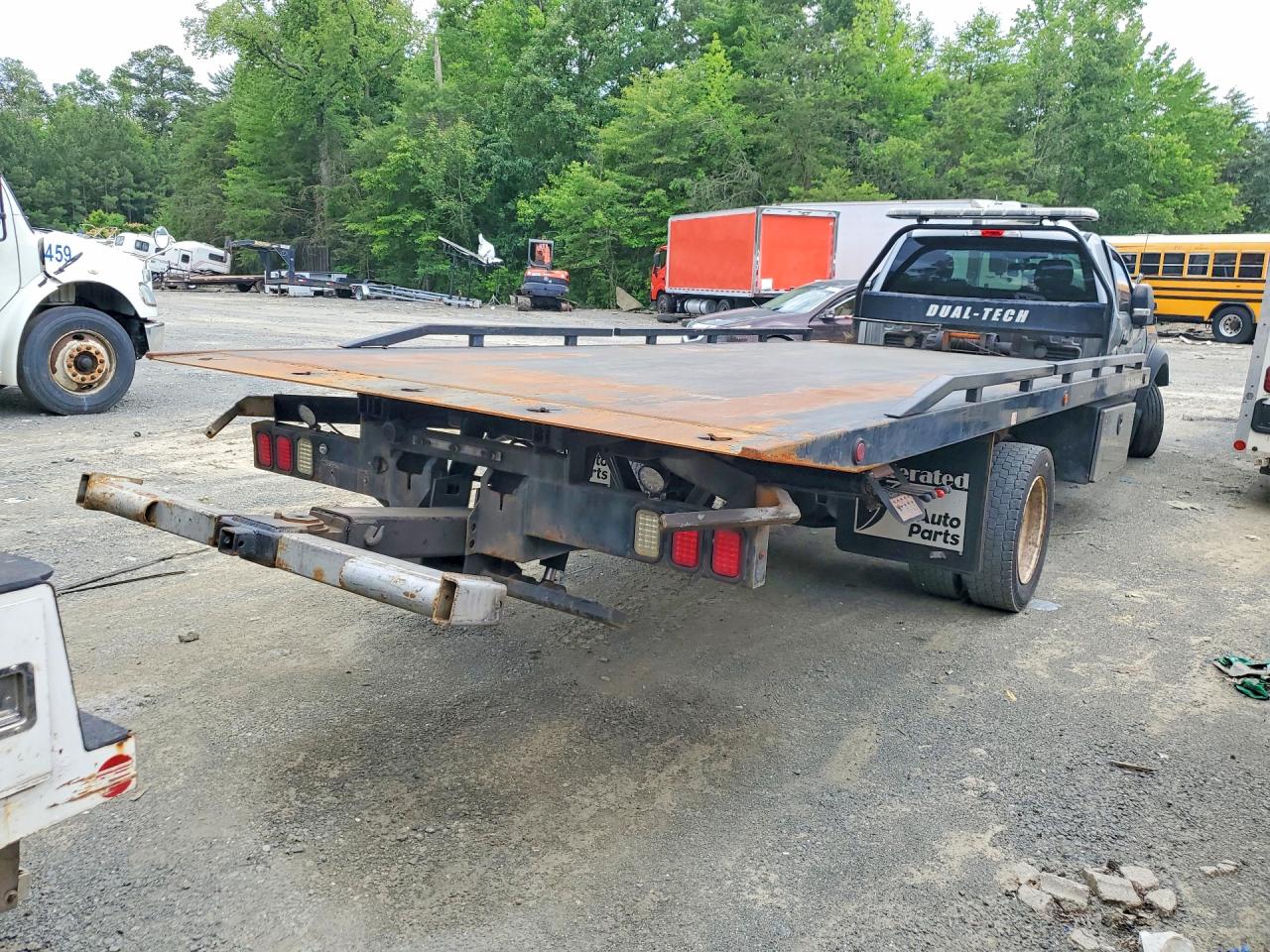 2022 FORD F550
