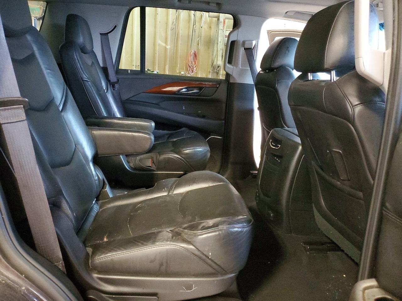 2018 CADILLAC ESCALADE
