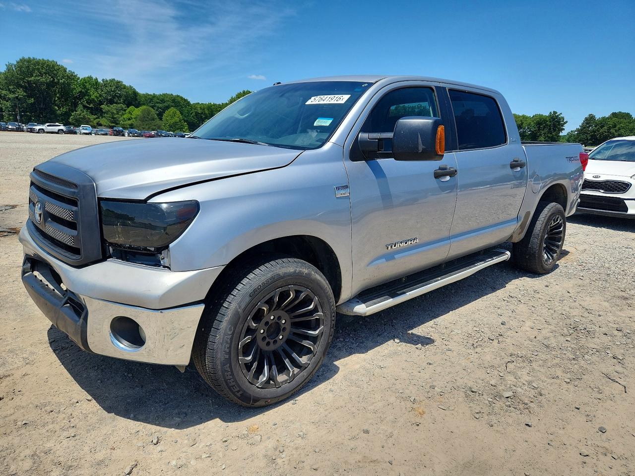 2010 TOYOTA TUNDRA