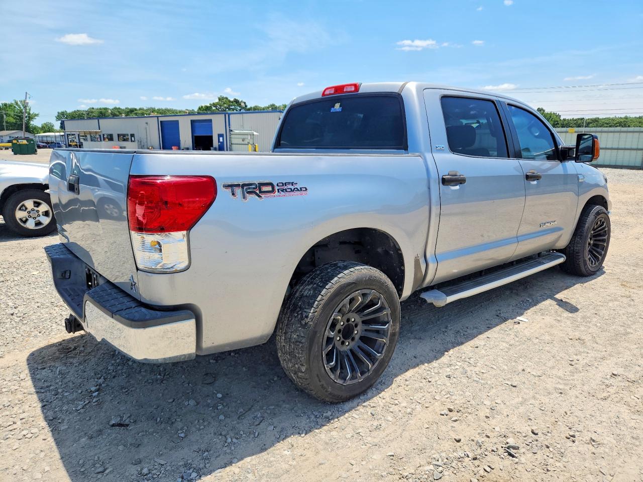 2010 TOYOTA TUNDRA