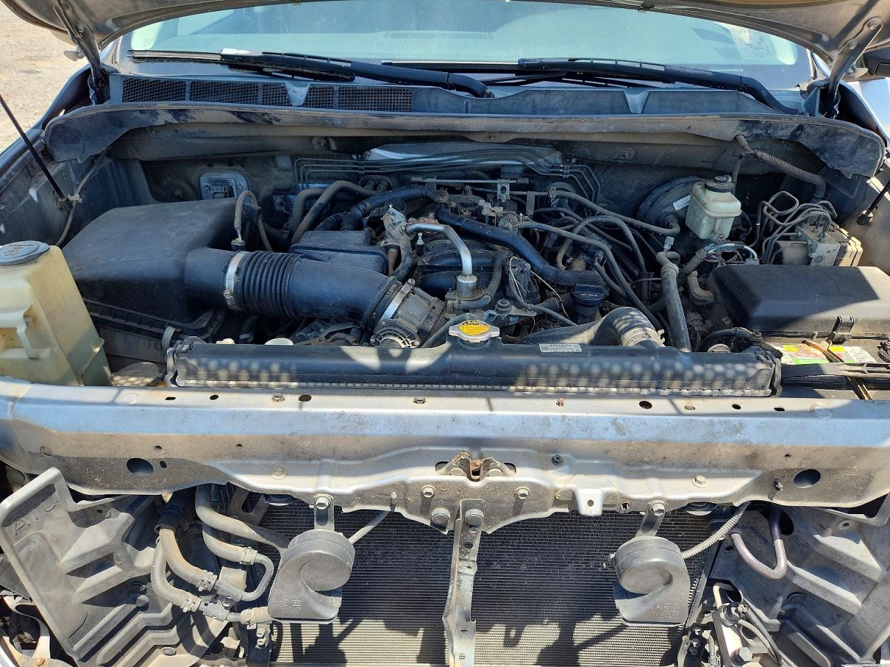 2010 TOYOTA TUNDRA