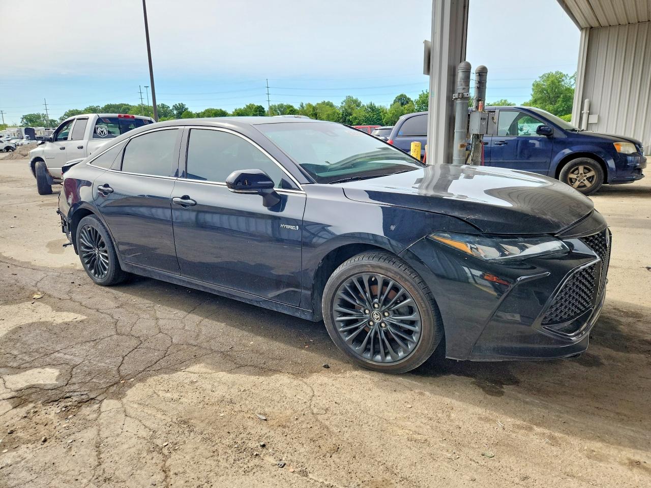 2019 TOYOTA AVALON