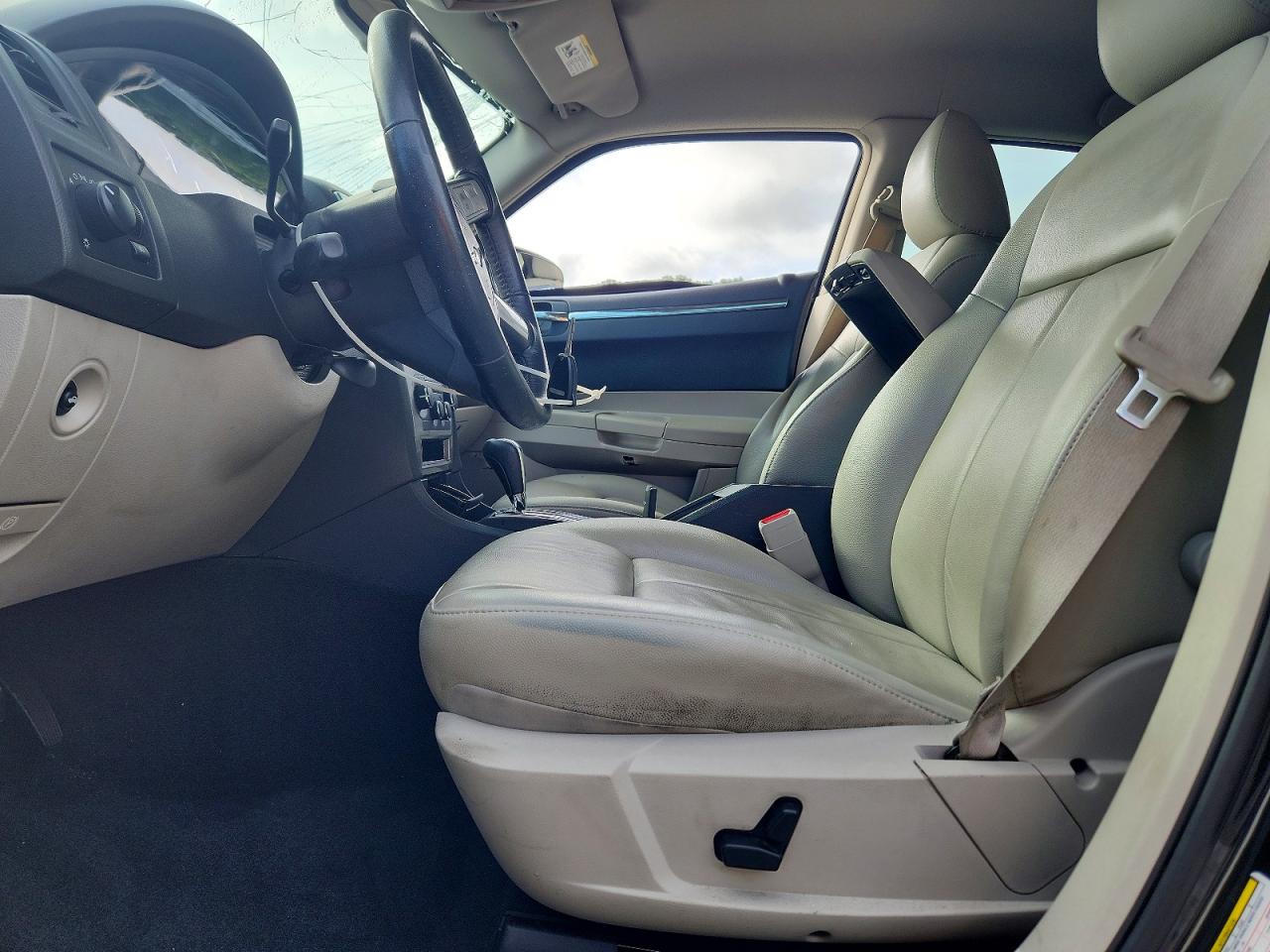 2006 CHRYSLER 300