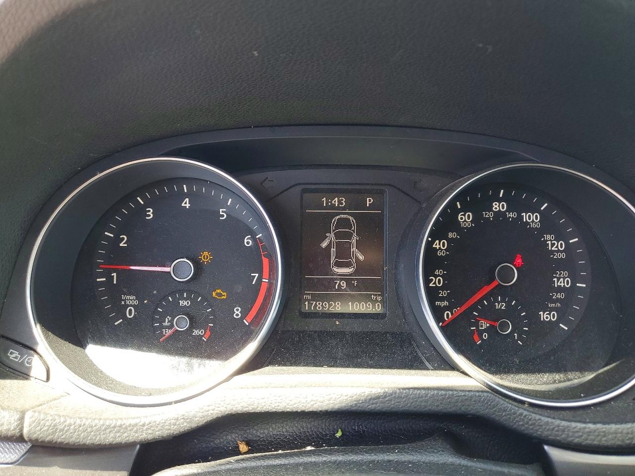 2017 VOLKSWAGEN PASSAT