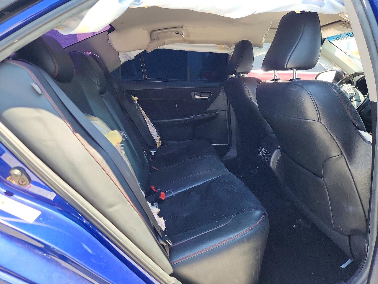 2015 TOYOTA CAMRY