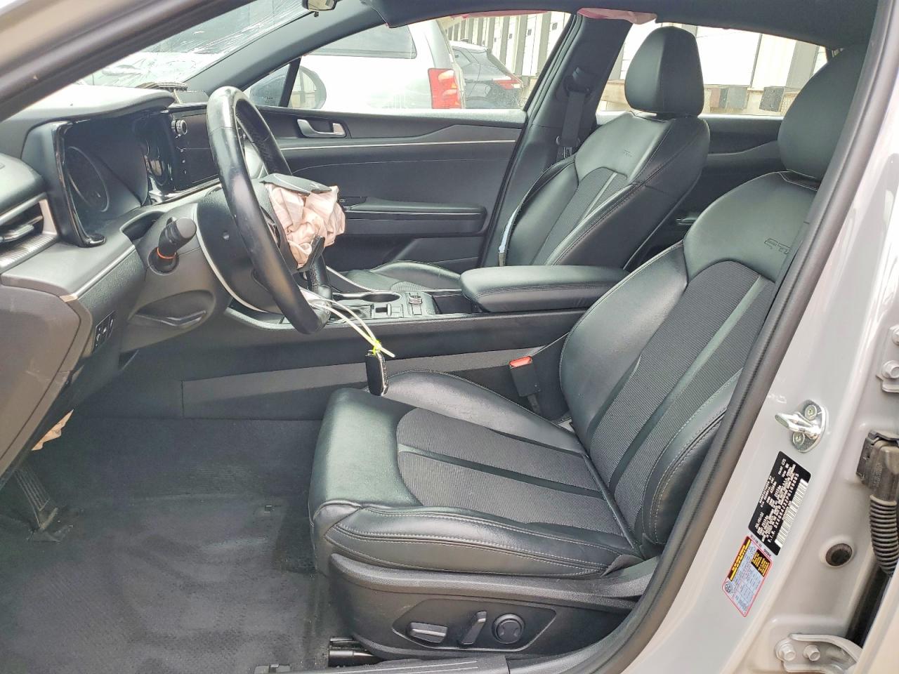 2023 KIA K5