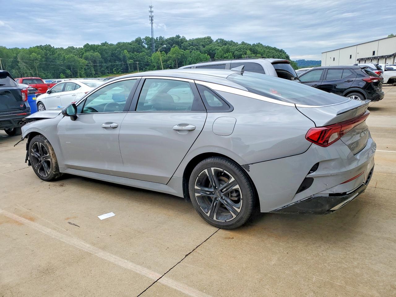 2023 KIA K5