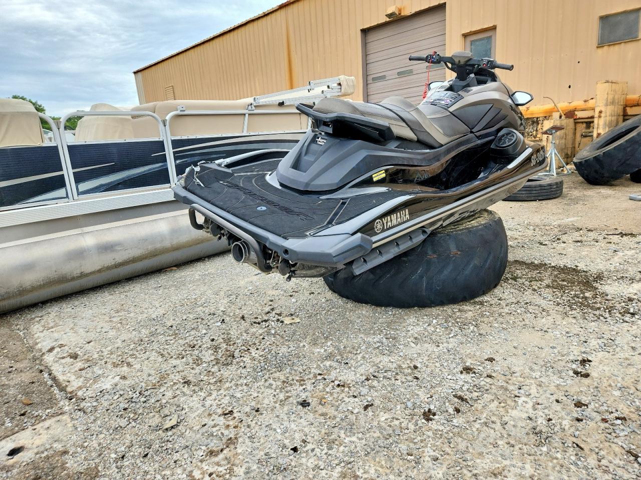 2022 YAMAHA GP 1800B-Y