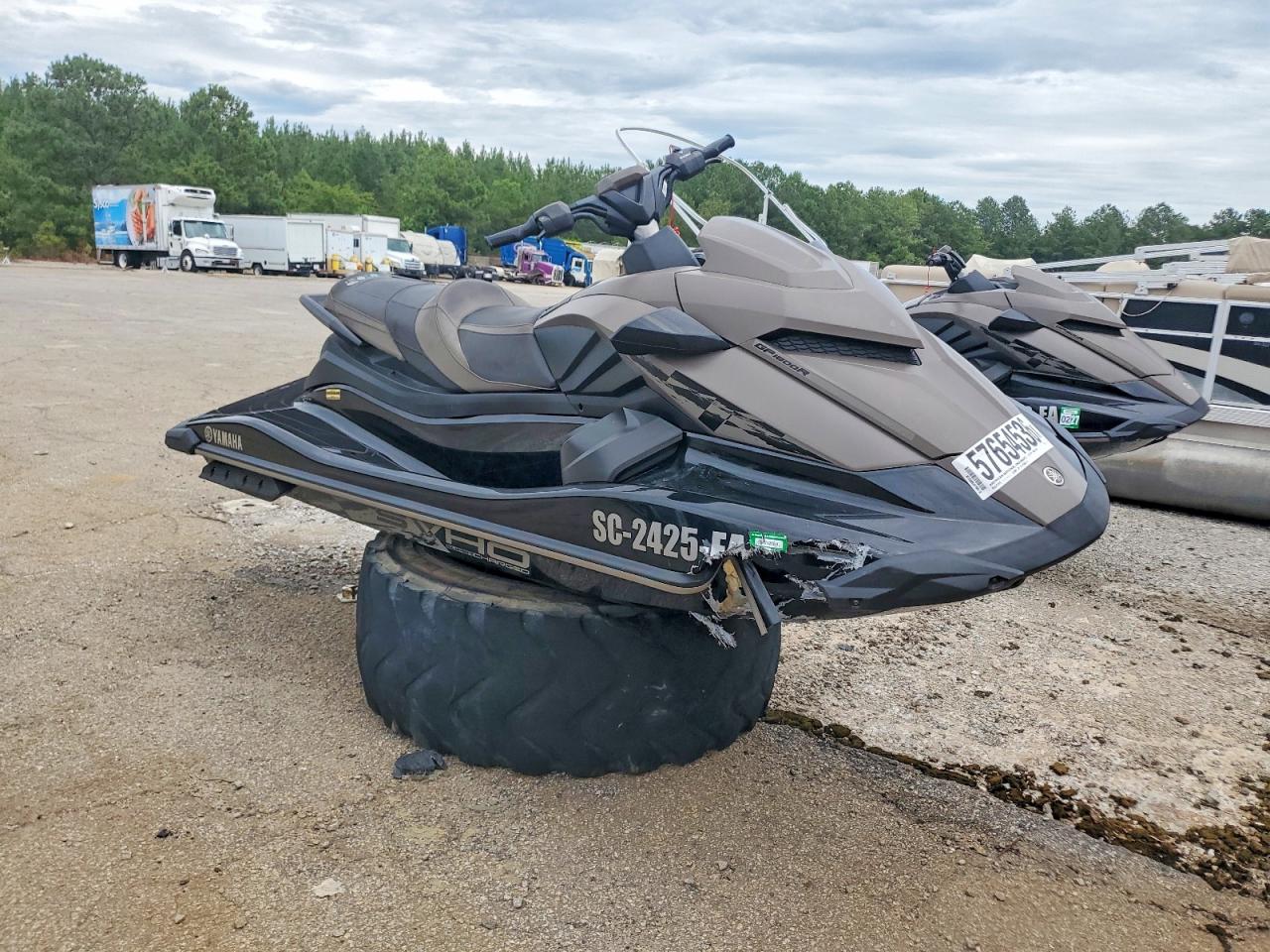 2022 YAMAHA GP 1800B-Y