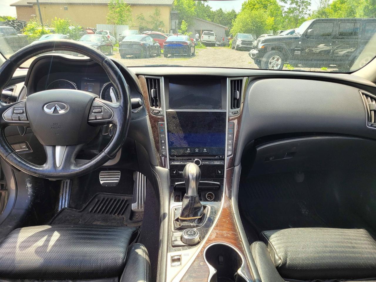 2015 INFINITI Q50