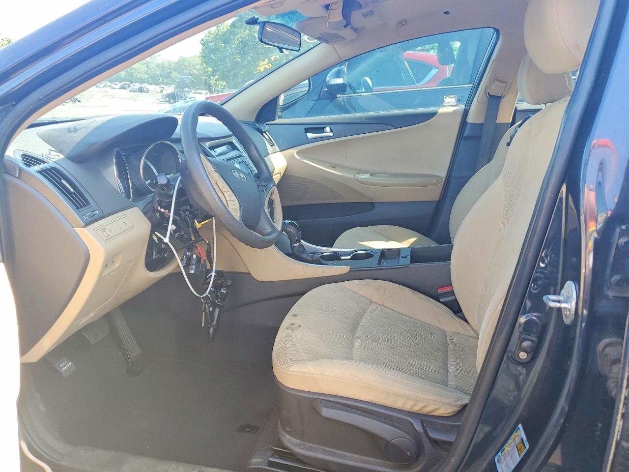 2011 HYUNDAI SONATA