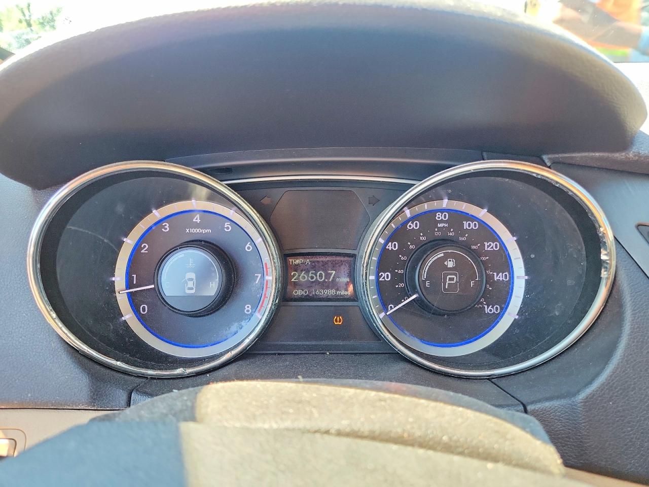 2011 HYUNDAI SONATA