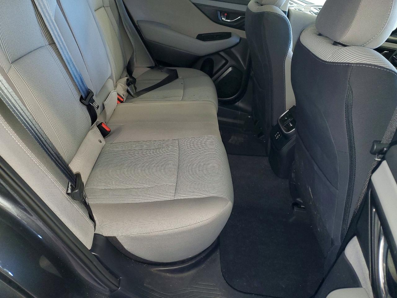 2023 SUBARU LEGACY