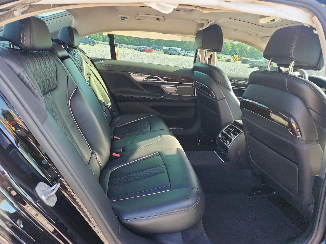 2016 BMW 7 SERIES