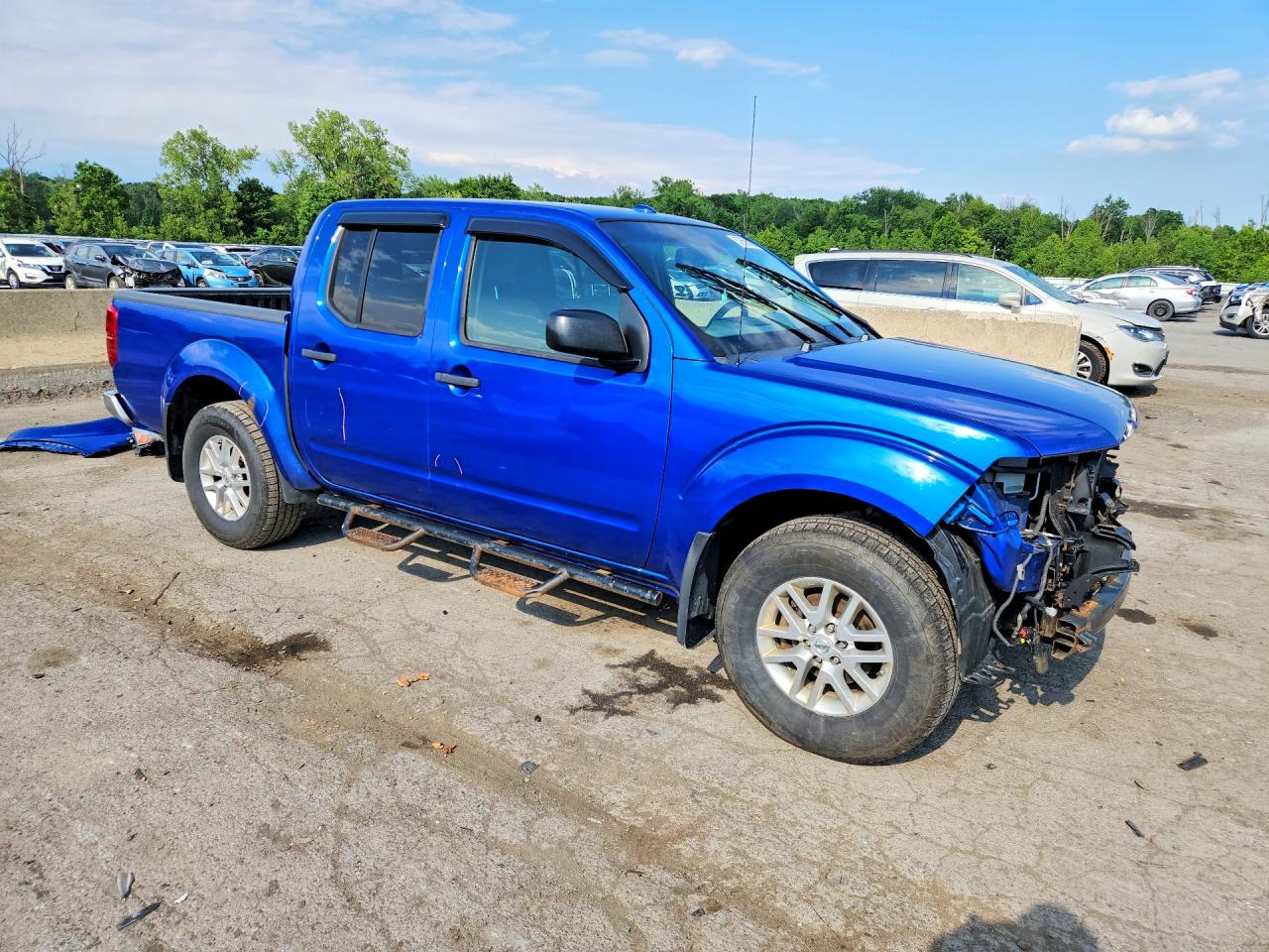 2014 NISSAN FRONTIER