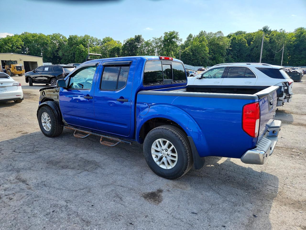 2014 NISSAN FRONTIER