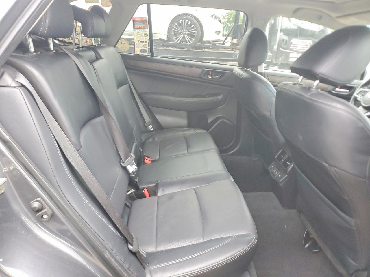 2019 SUBARU OUTBACK