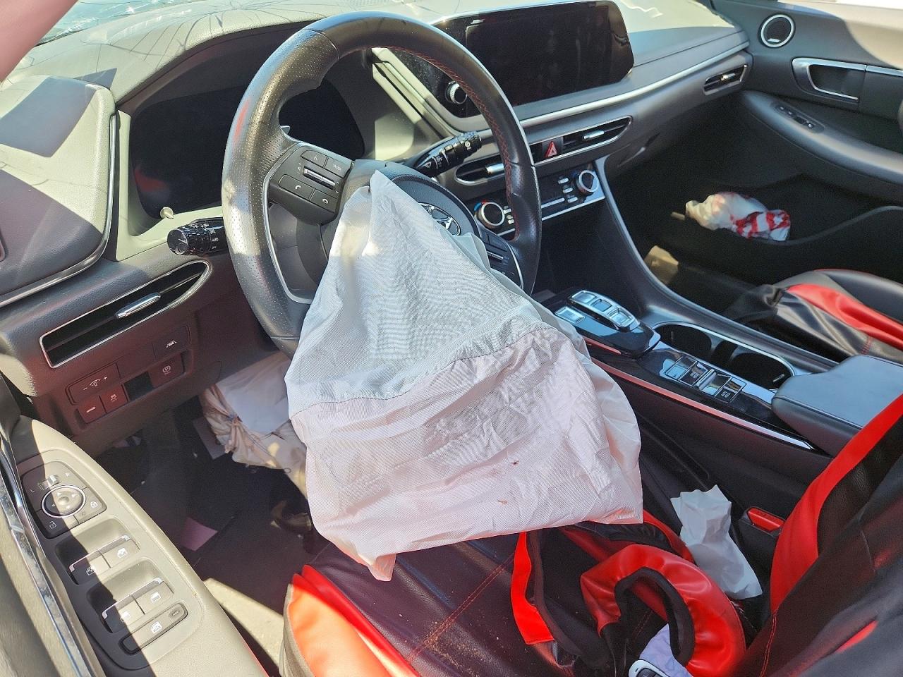 2023 HYUNDAI SONATA