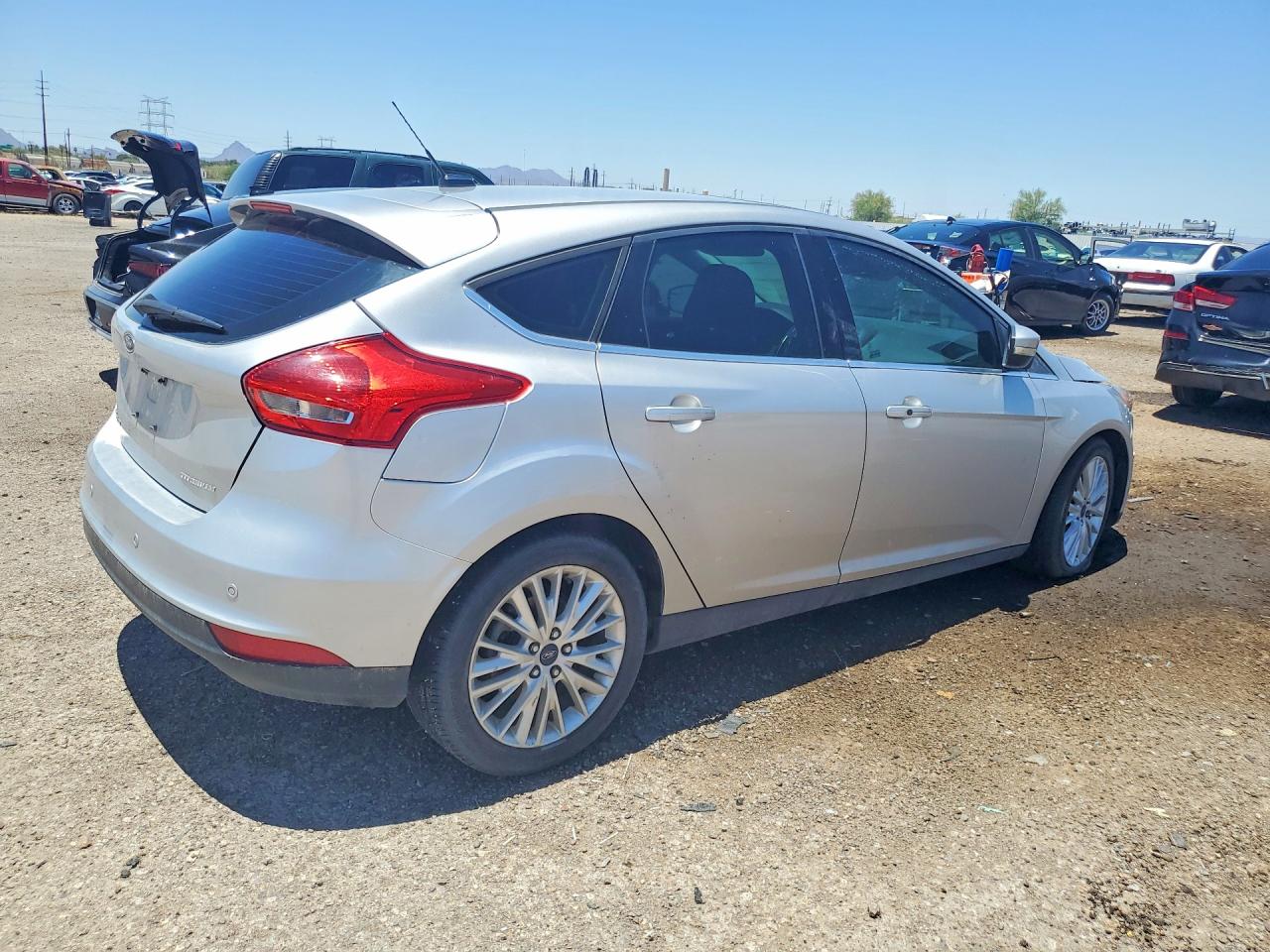 2018 FORD FOCUS
