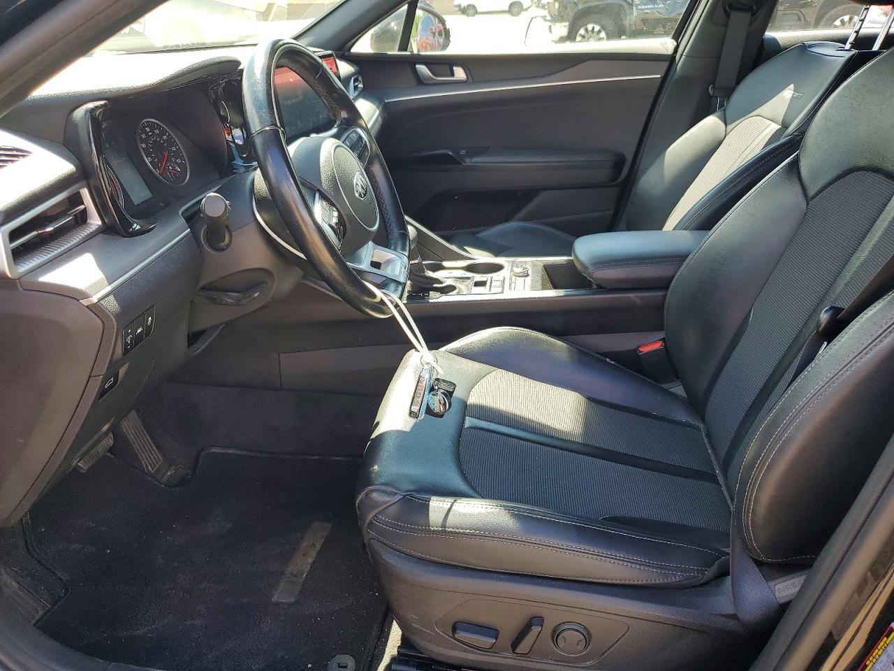 2021 KIA K5