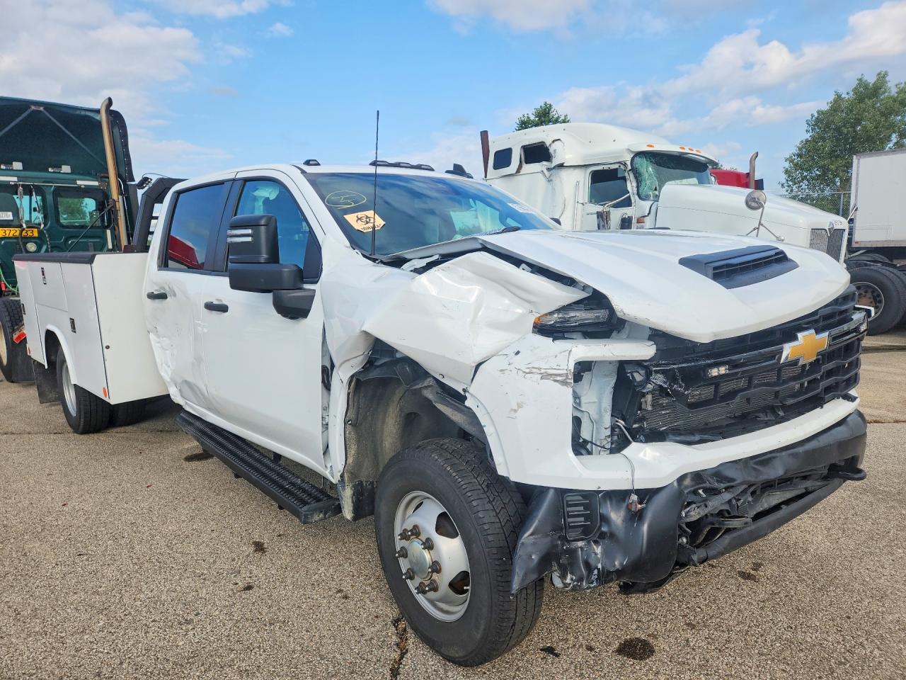 2024 CHEVROLET SILVERADO