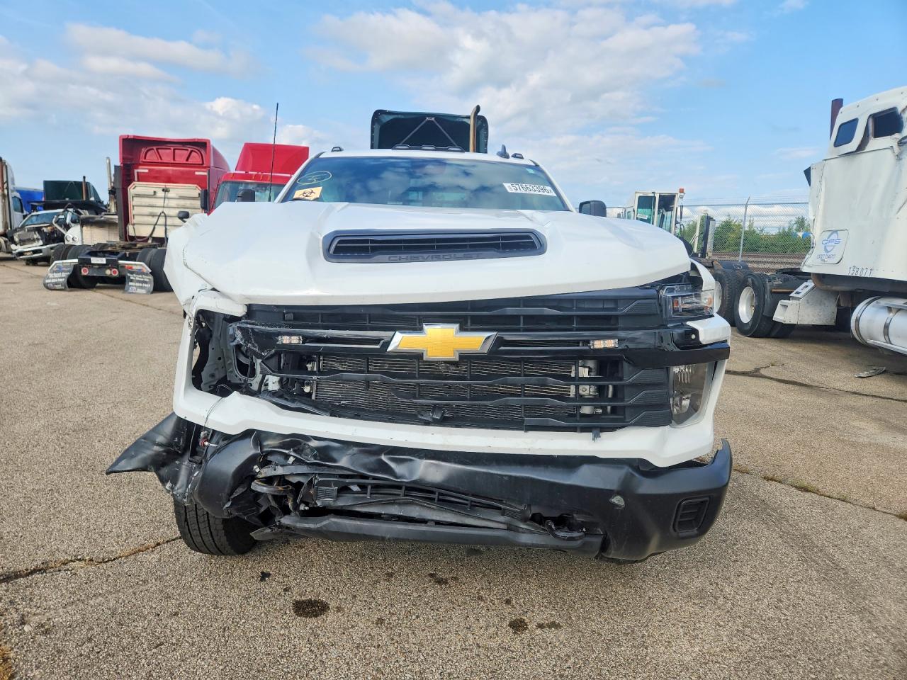 2024 CHEVROLET SILVERADO