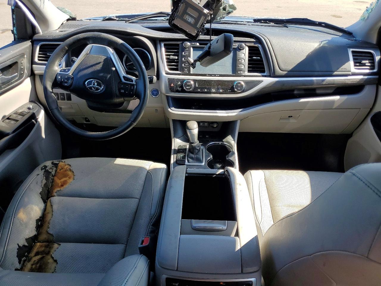 2017 TOYOTA HIGHLANDER