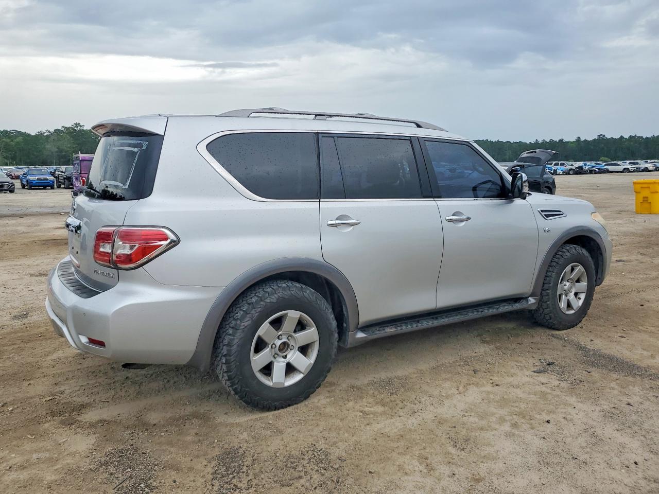 2017 NISSAN ARMADA