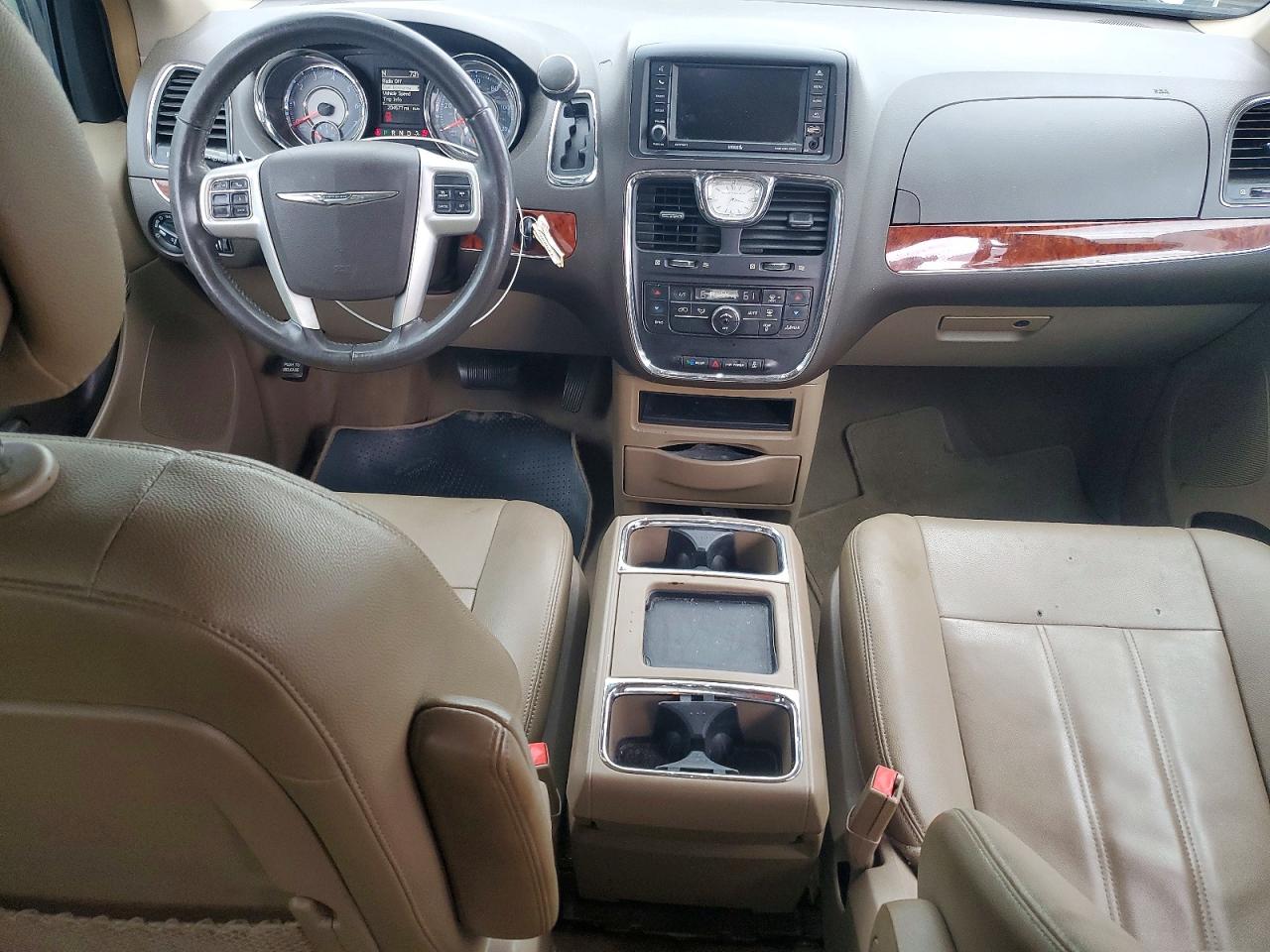 2016 CHRYSLER MINIVAN