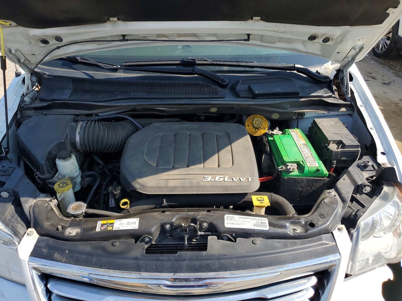 2016 CHRYSLER MINIVAN