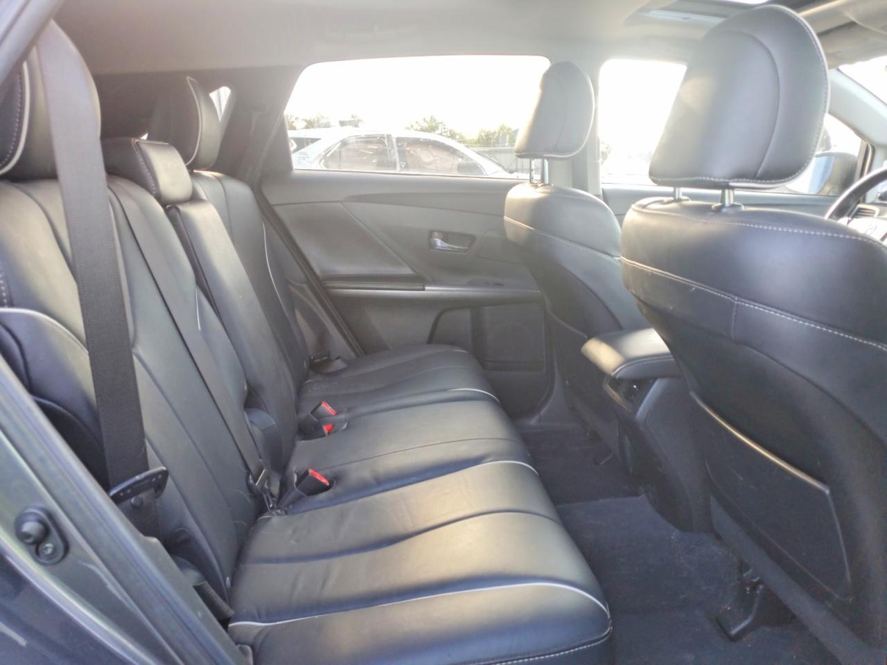 2015 TOYOTA VENZA