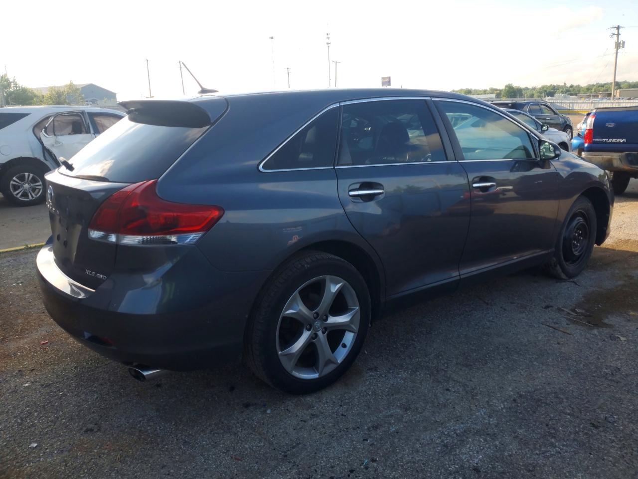 2015 TOYOTA VENZA