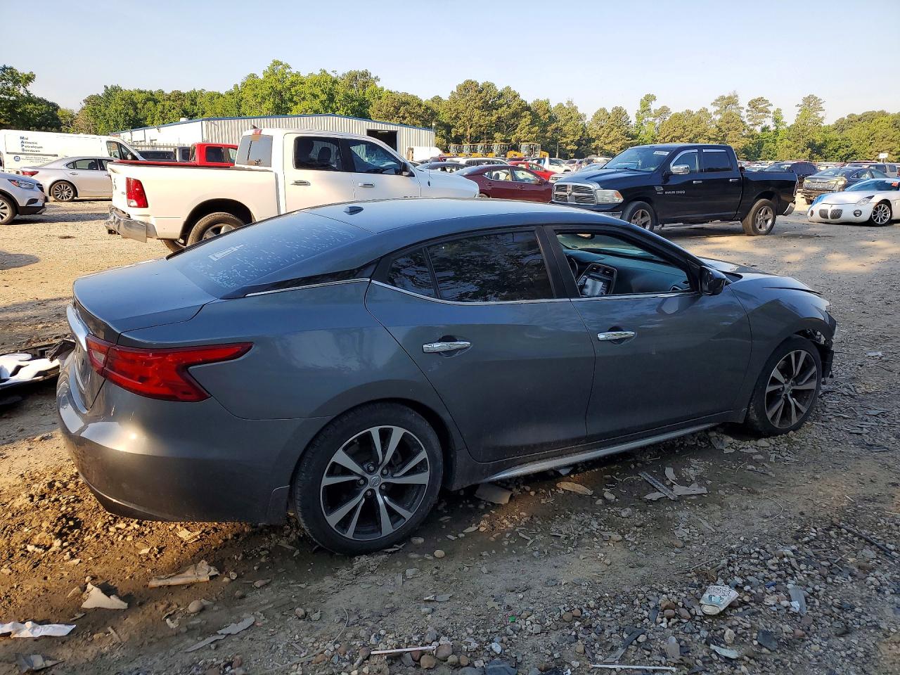2017 NISSAN MAXIMA