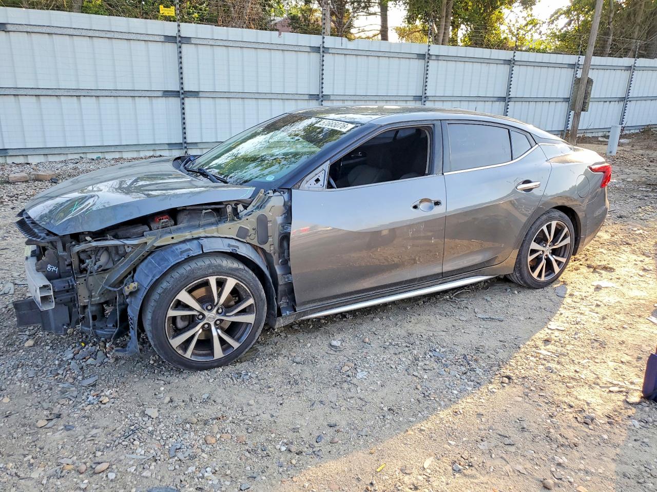 2017 NISSAN MAXIMA