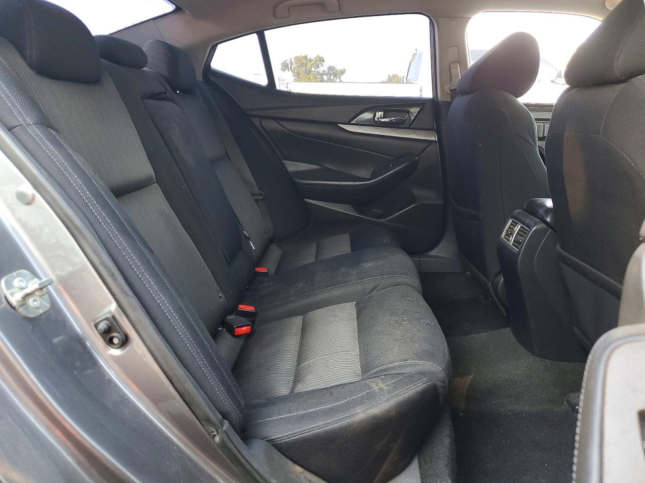 2017 NISSAN MAXIMA